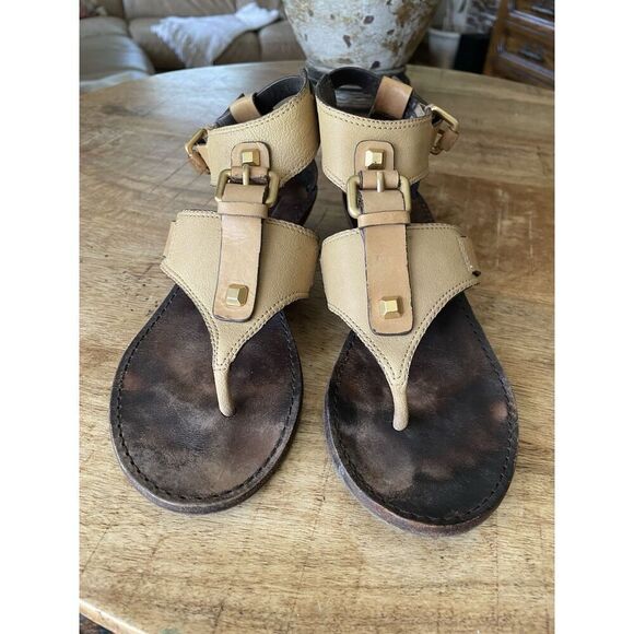 BCBMAXAZRIA! Brazil Women’s Genuine Leather Sandals Size 8B - Picture 2 of 7